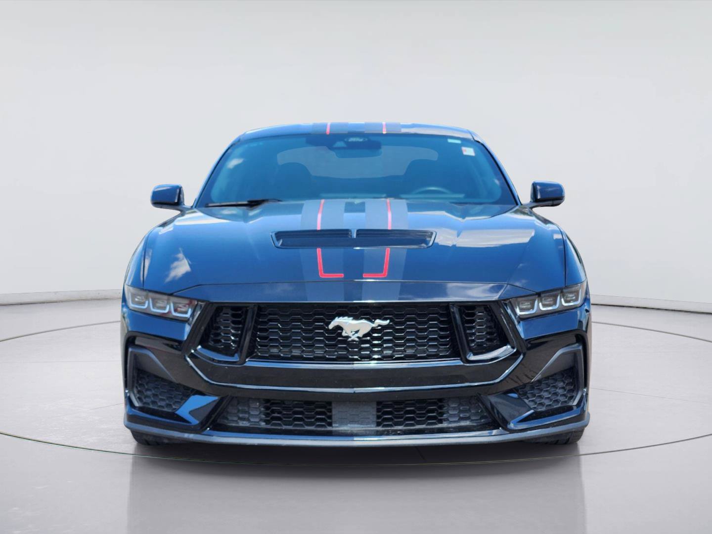 Used 2024 Ford Mustang GT RWD image 2