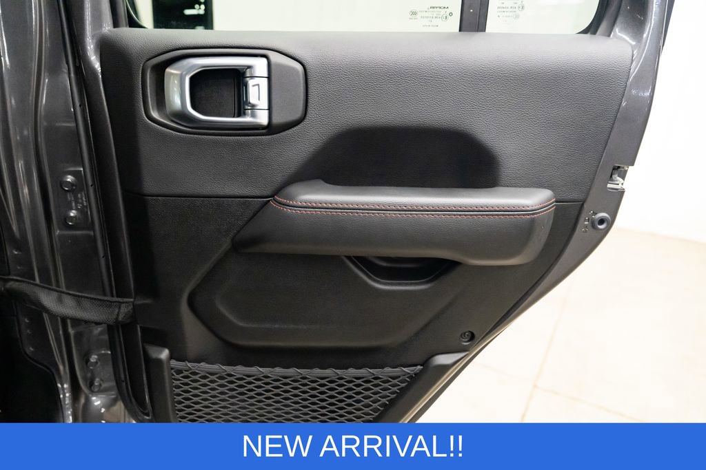 Used 2022 Jeep Wrangler Unlimited Rubicon w/ Steel Bumper Group image 30