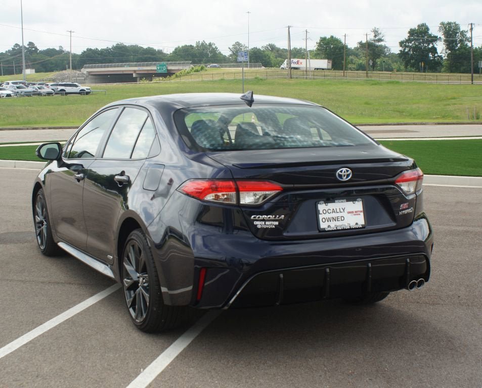 Used 2024 Toyota Corolla SE AWD/4WD image 15