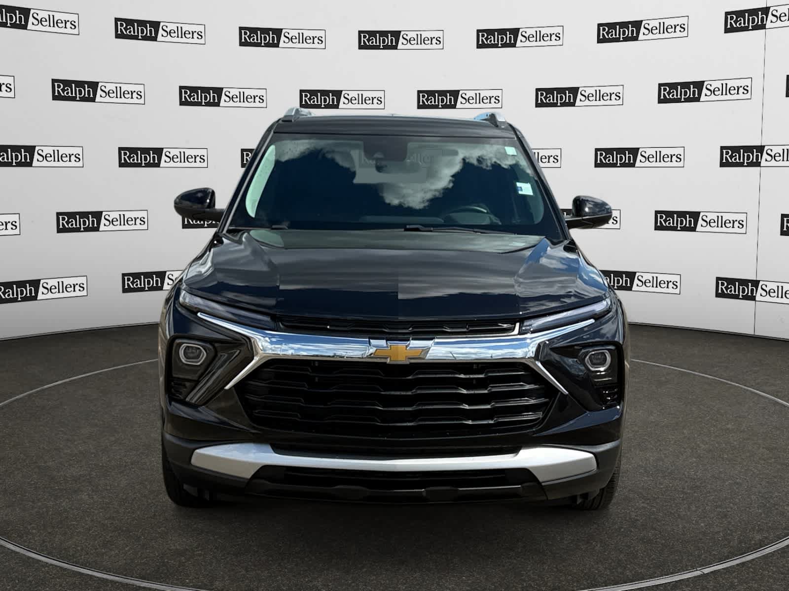 Used 2024 Chevrolet TrailBlazer LT w/ LT Cold Weather Package FWD image 8