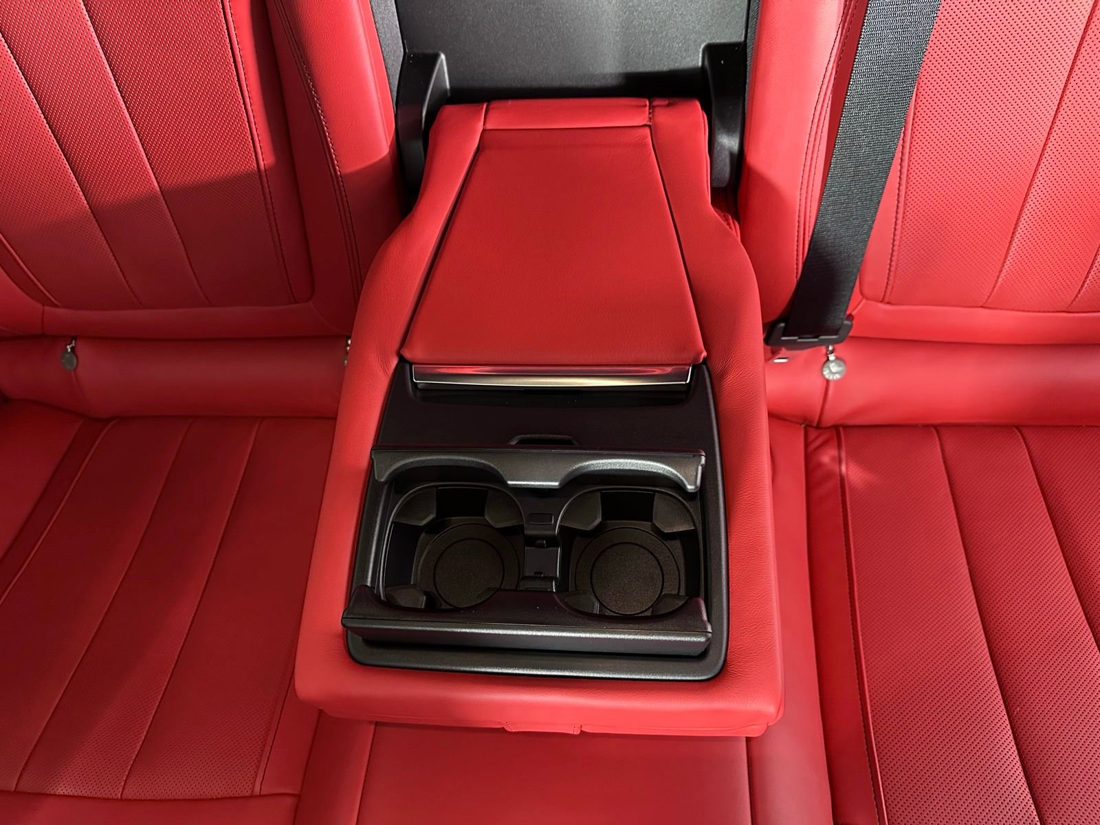 Used 2018 BMW X6 M AWD/4WD image 35