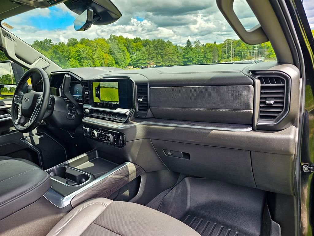 Used 2025 Chevrolet Silverado 2500 LTZ w/ Trail Boss Package image 45