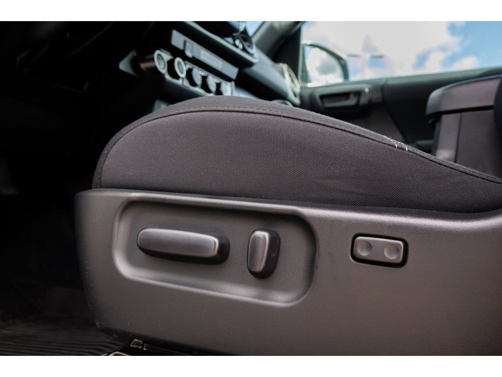 Used 2023 Toyota Tacoma TRD Off-Road w/ Black Out Package (TMS) AWD/4WD image 16