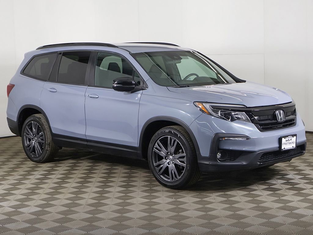 Used 2022 Honda Pilot Sport image 2