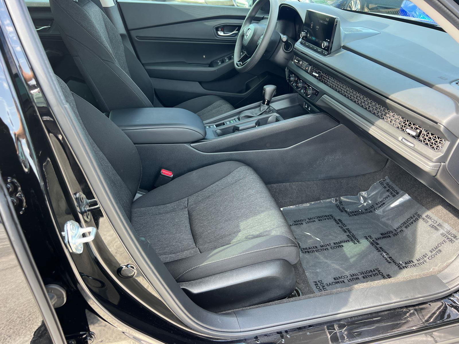 Used 2025 Honda Accord SE image 13