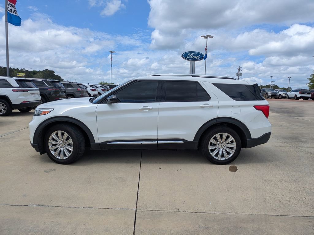 Used 2022 Ford Explorer Limited w/ Equipment Group 301A image 5