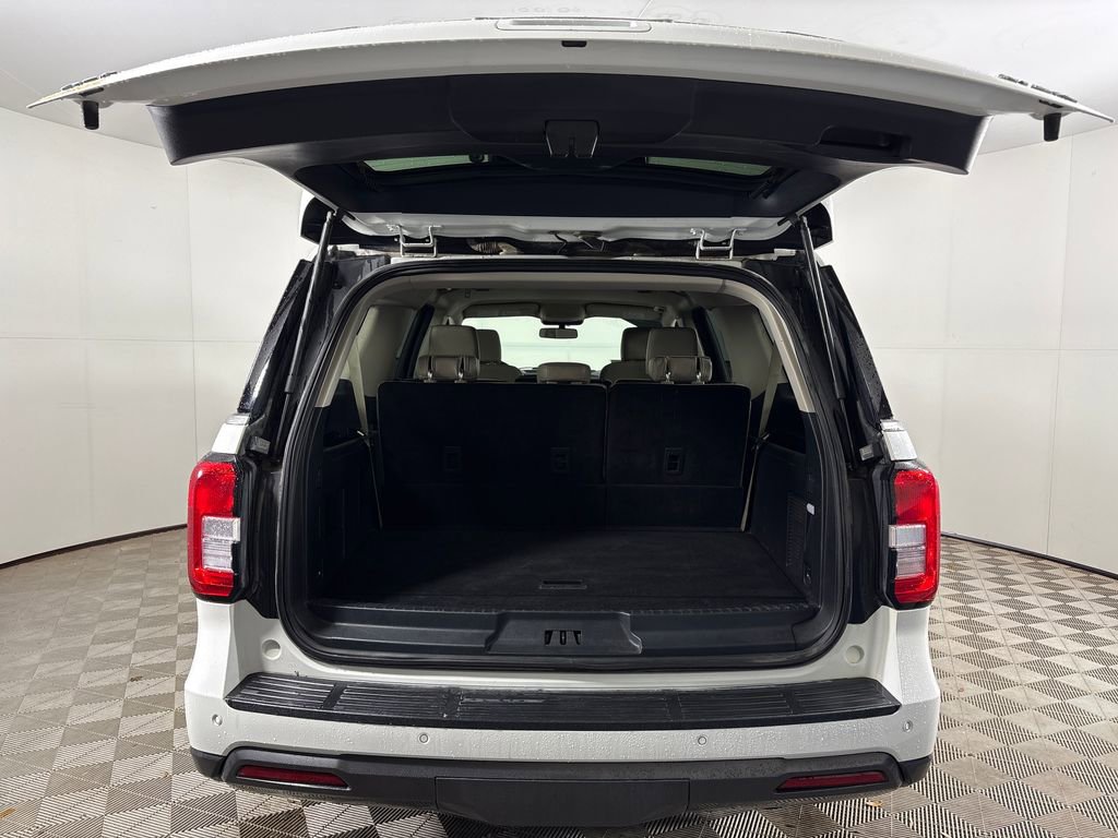 Certified 2024 Ford Expedition Max XLT image 28
