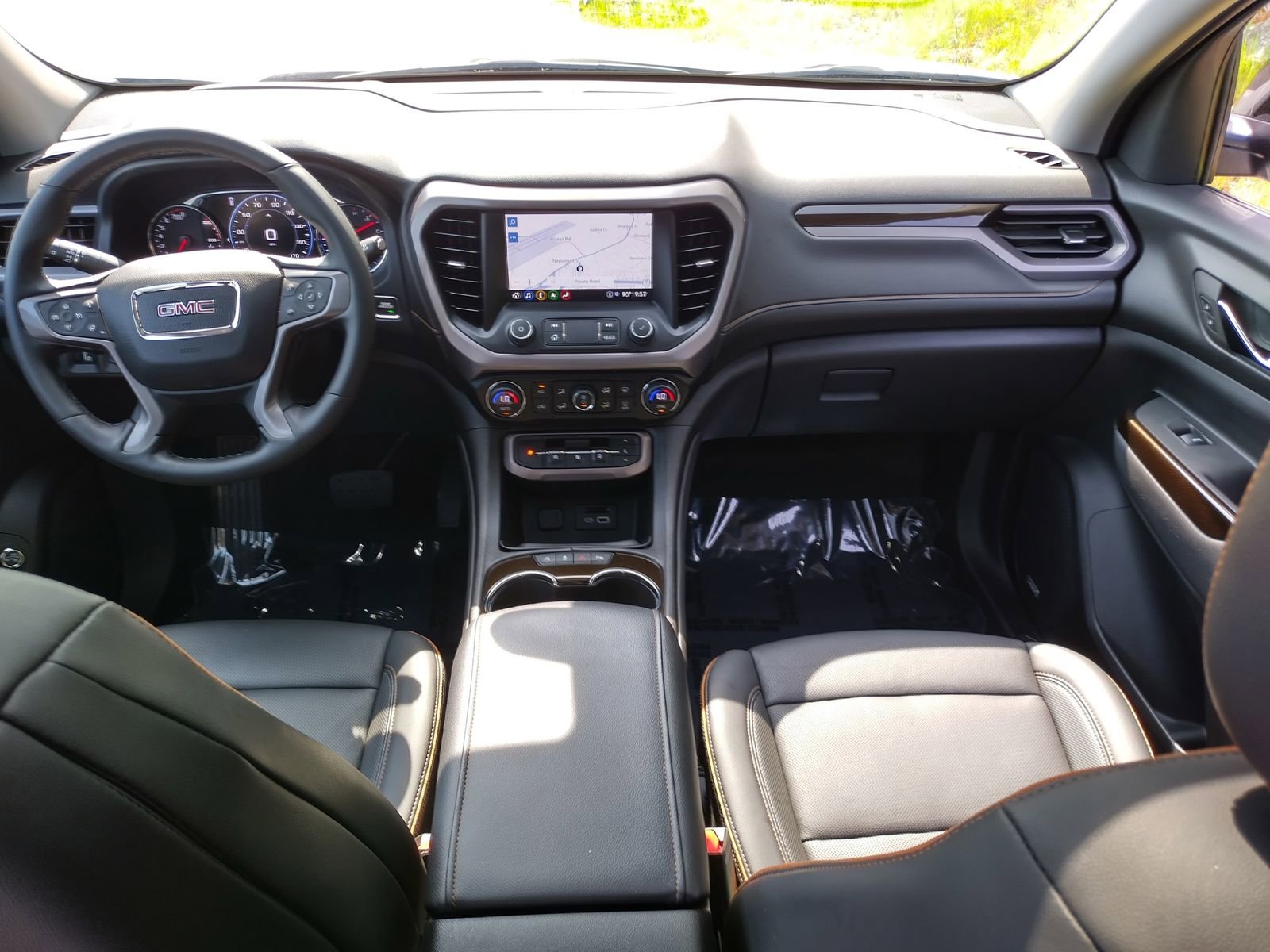 Used 2023 GMC Acadia AT4 w/ Technology Package image 13