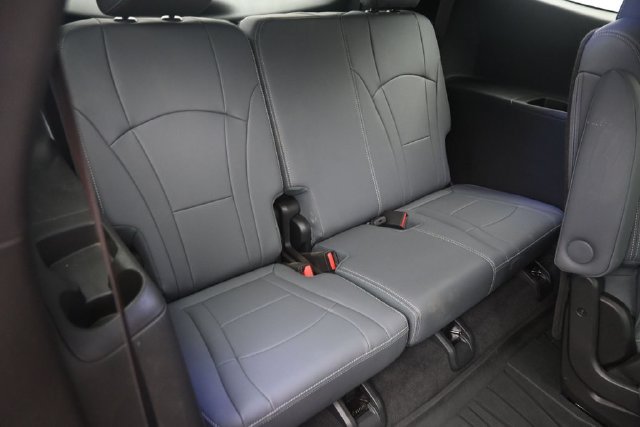 Used 2023 Buick Enclave Essence w/ Experience Buick Package AWD/4WD image 14