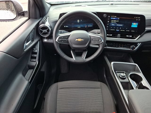 Used 2026 Chevrolet Equinox LT FWD image 11