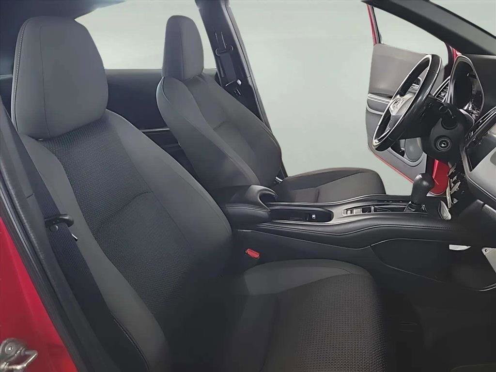 Used 2019 Honda HR-V Sport image 28