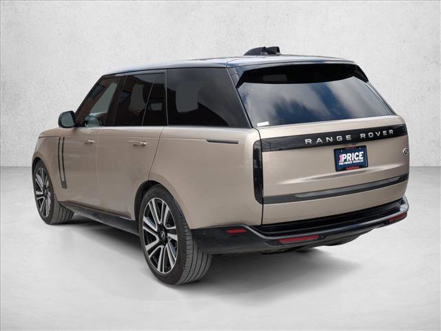 Used 2023 Land Rover Range Rover SE image 7