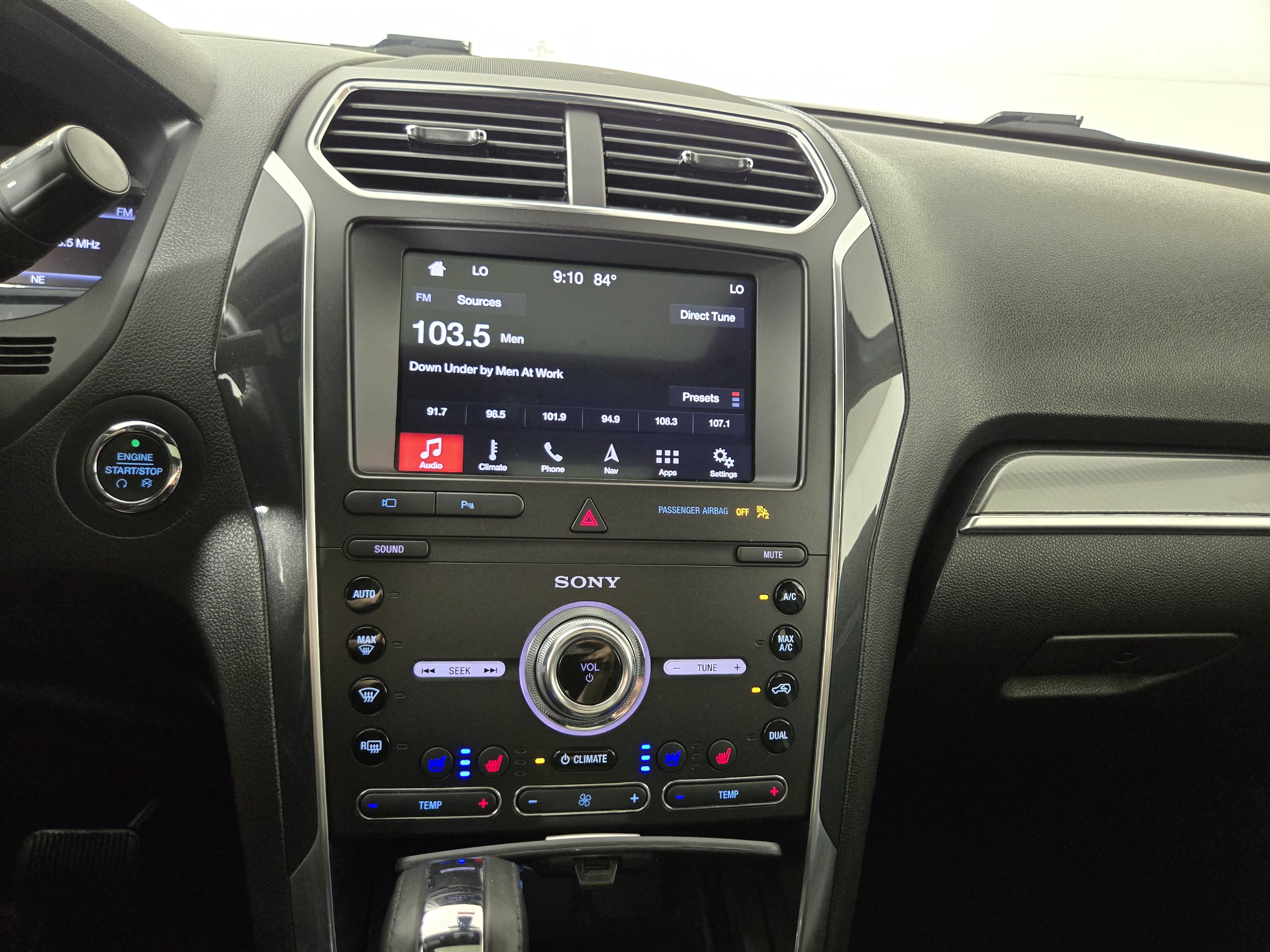 Used 2019 Ford Explorer Sport w/ Equipment Group 401A AWD/4WD image 23