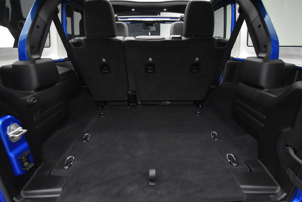 Used 2025 Jeep Wrangler Unlimited Sport AWD/4WD image 23