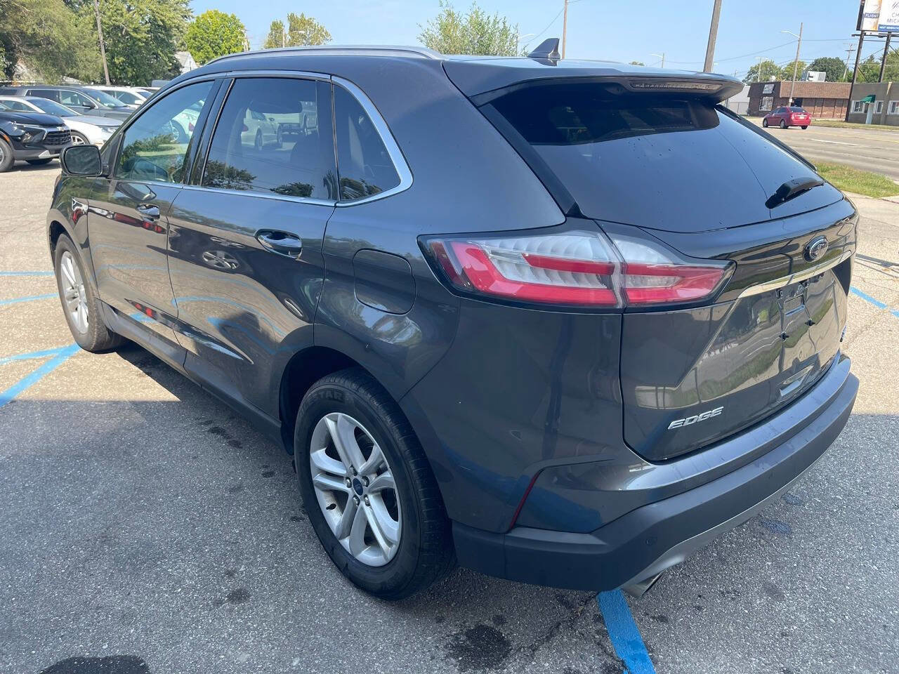 Used 2019 Ford Edge SEL w/ Equipment Group 201A image 8