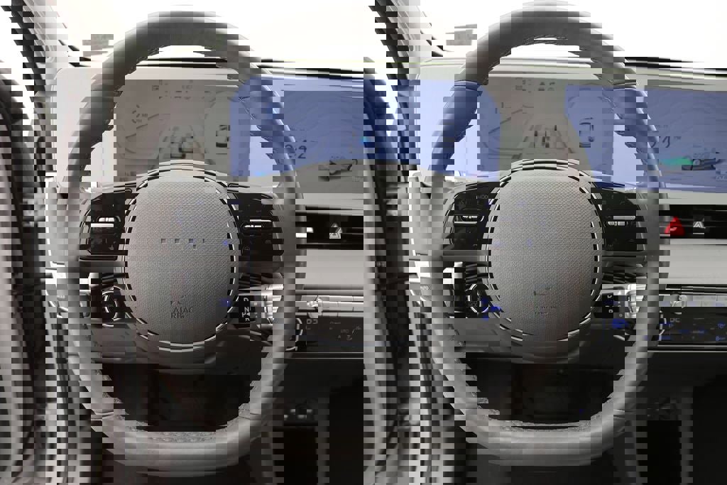 Used 2023 Hyundai Ioniq 5 SEL image 17