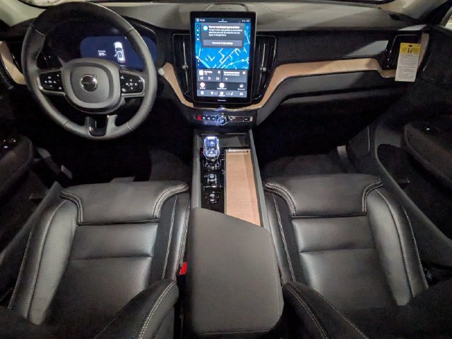 New 2026 Volvo XC60 B5 Ultra w/ Climate Package AWD/4WD image 27