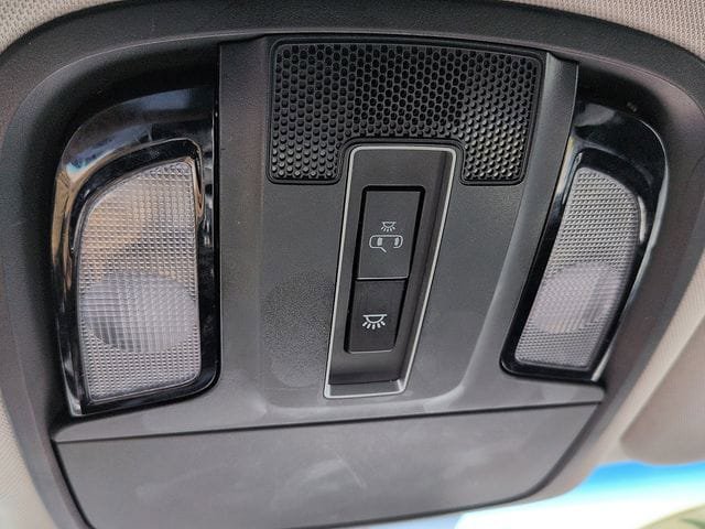 Used 2016 Kia Sorento L FWD image 24