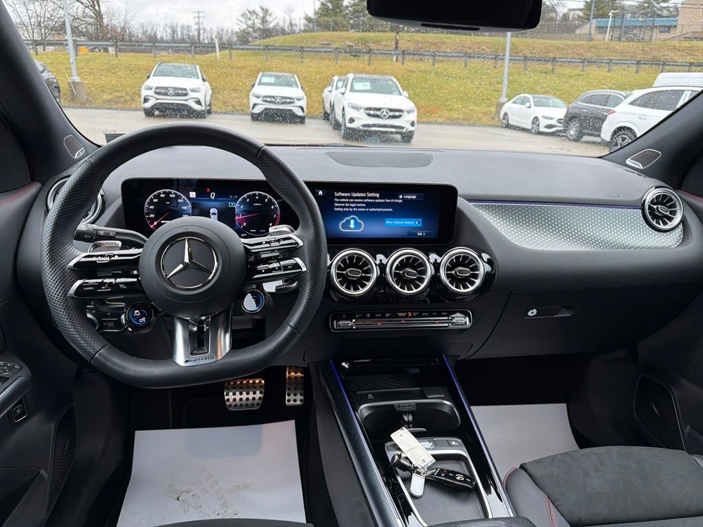 Certified 2024 Mercedes-Benz GLA 35 AMG 4MATIC image 13