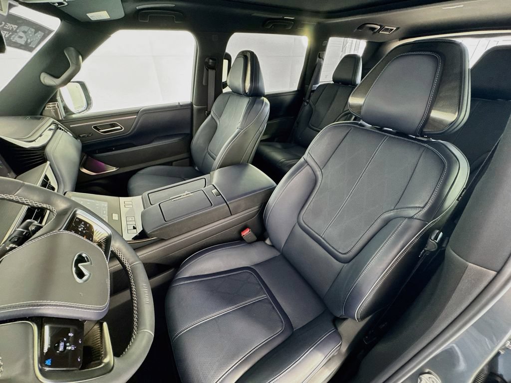 Used 2026 INFINITI QX80 4WD image 21