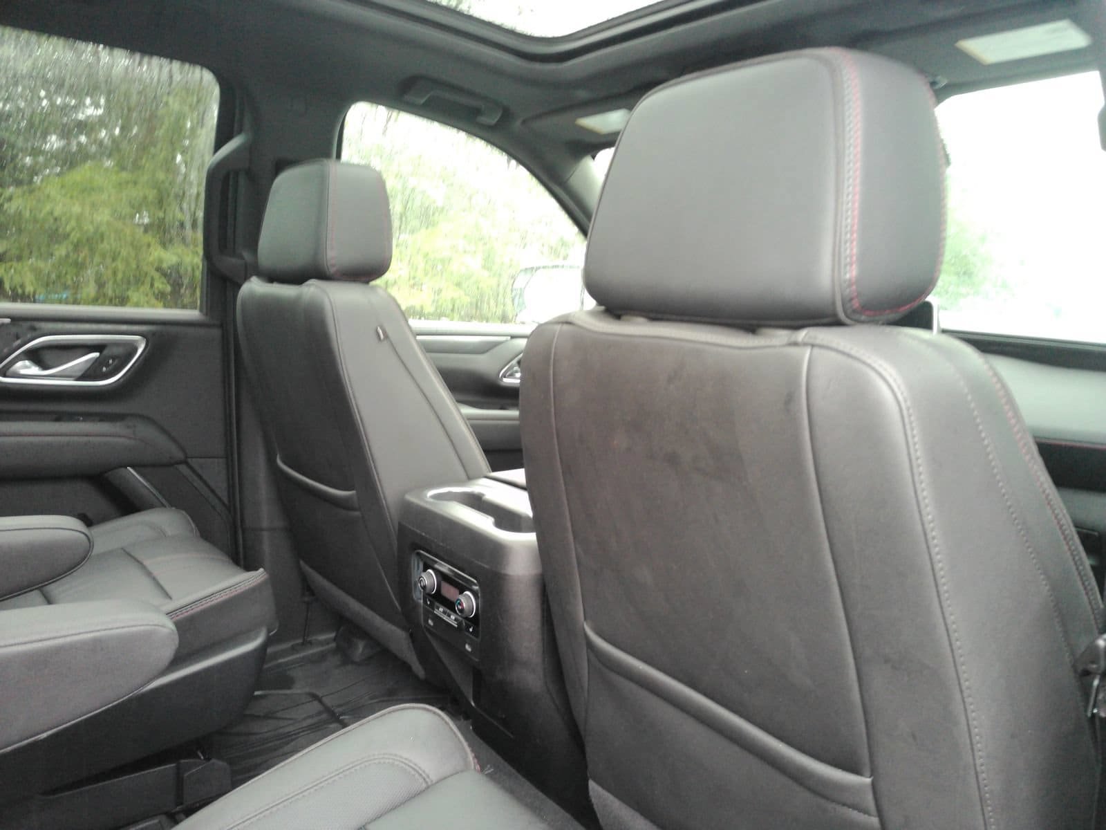 Used 2024 Chevrolet Suburban RST w/ Luxury Package AWD/4WD image 21