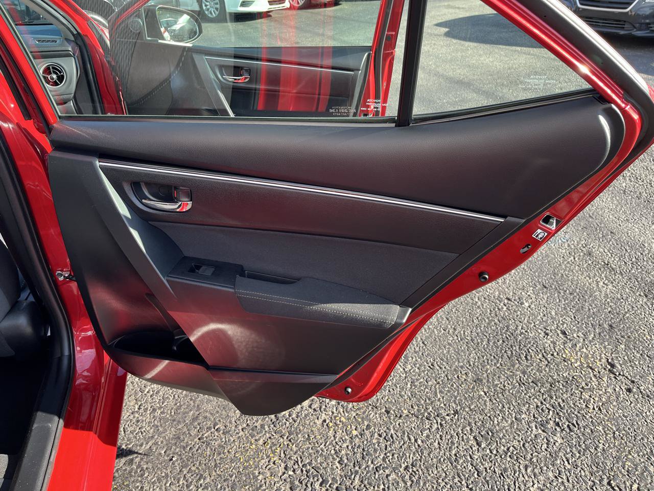 Used 2019 Toyota Corolla LE FWD image 24