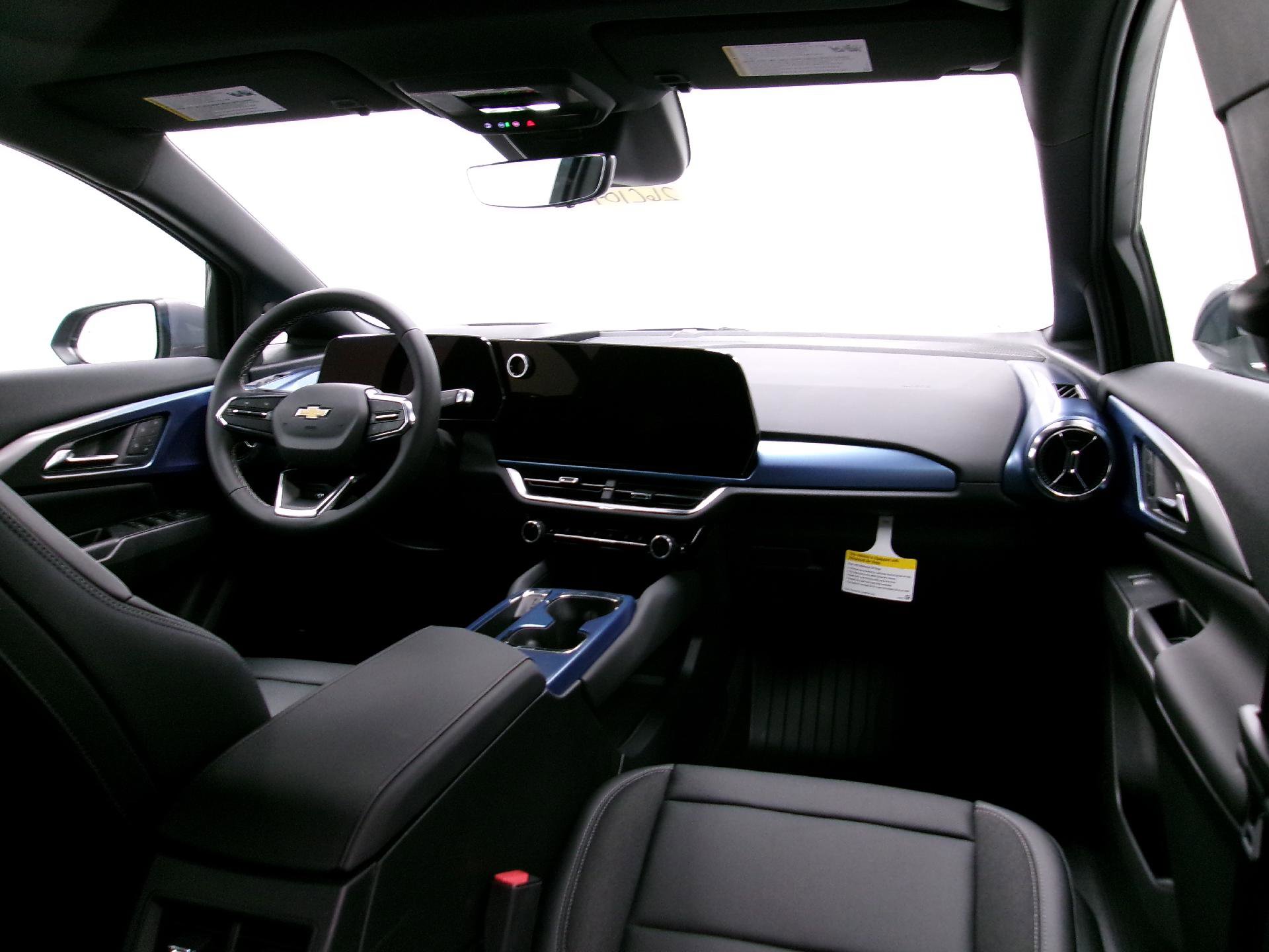 New 2026 Chevrolet Equinox EV LT w/ Convenience Package II image 3