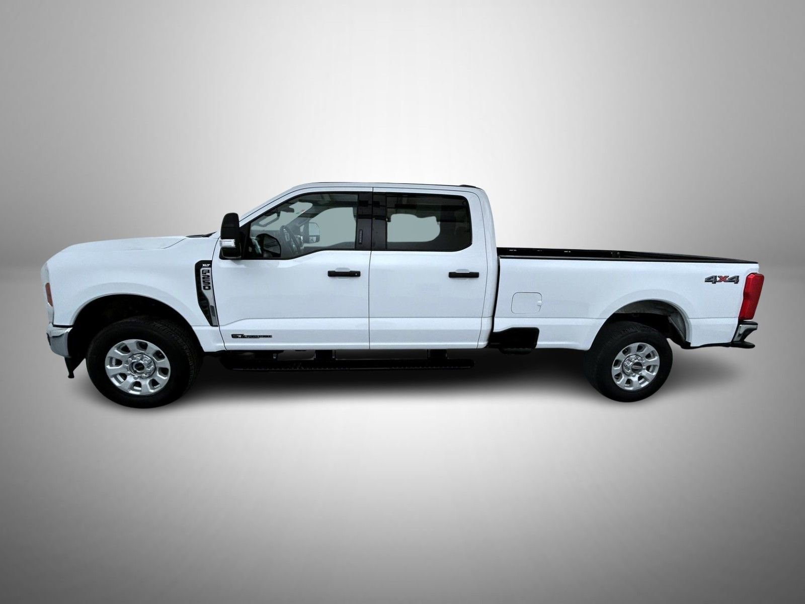 Used 2024 Ford F250 XLT image 8
