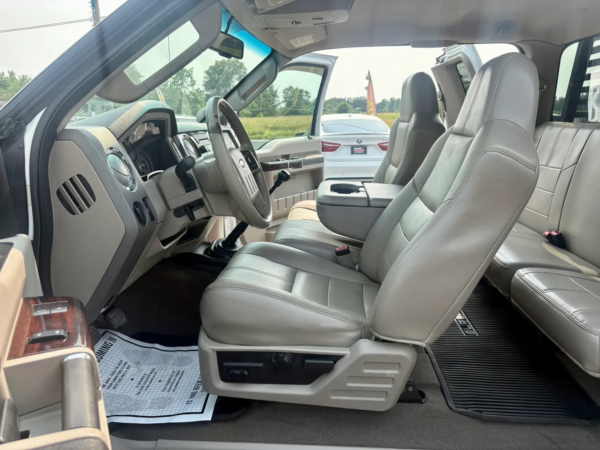 Used 2009 Ford F350 Lariat AWD/4WD image 22