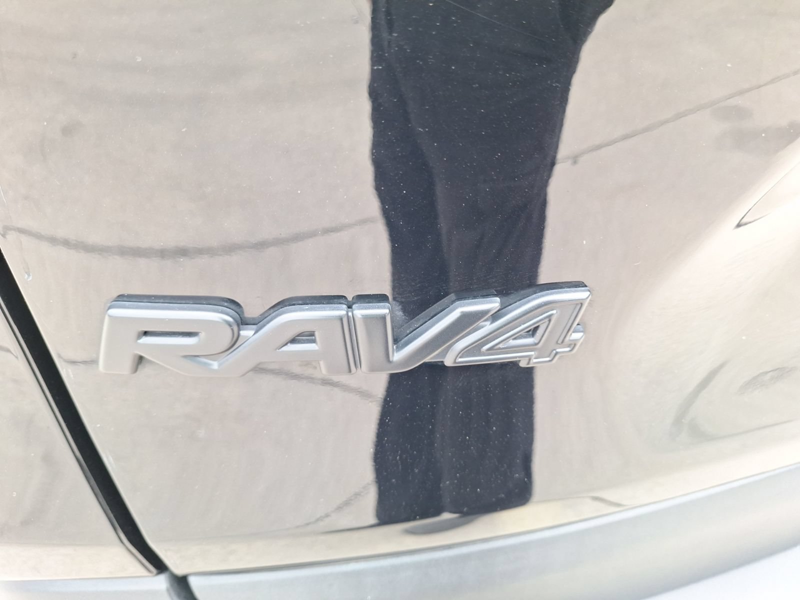 Used 2024 Toyota RAV4 AWD Hybrid image 13