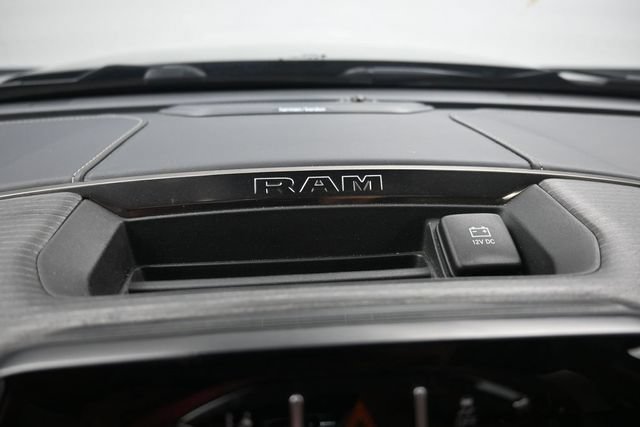 Used 2022 RAM 2500 Limited AWD/4WD image 22