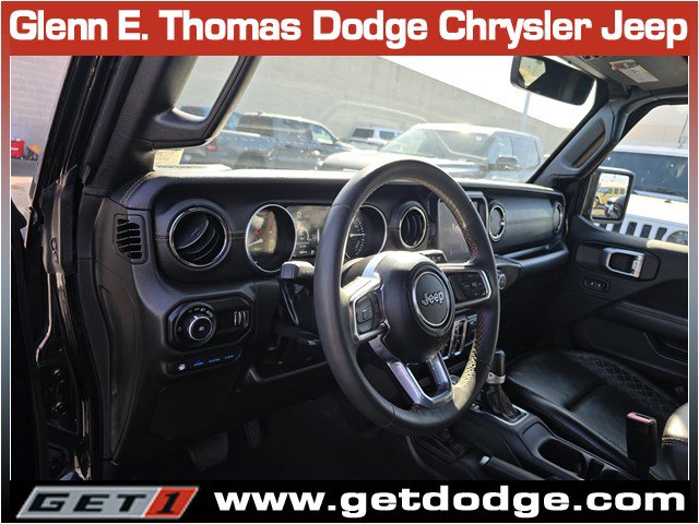 Used 2023 Jeep Wrangler Sahara image 14