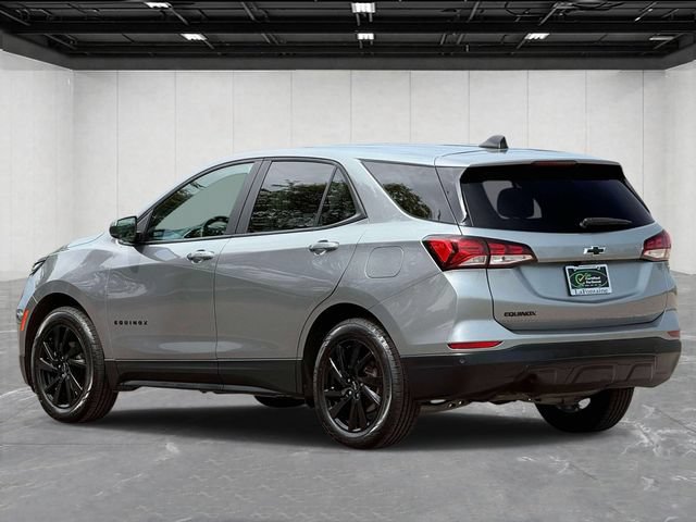 Used 2023 Chevrolet Equinox LS w/ LS Convenience Package FWD image 3