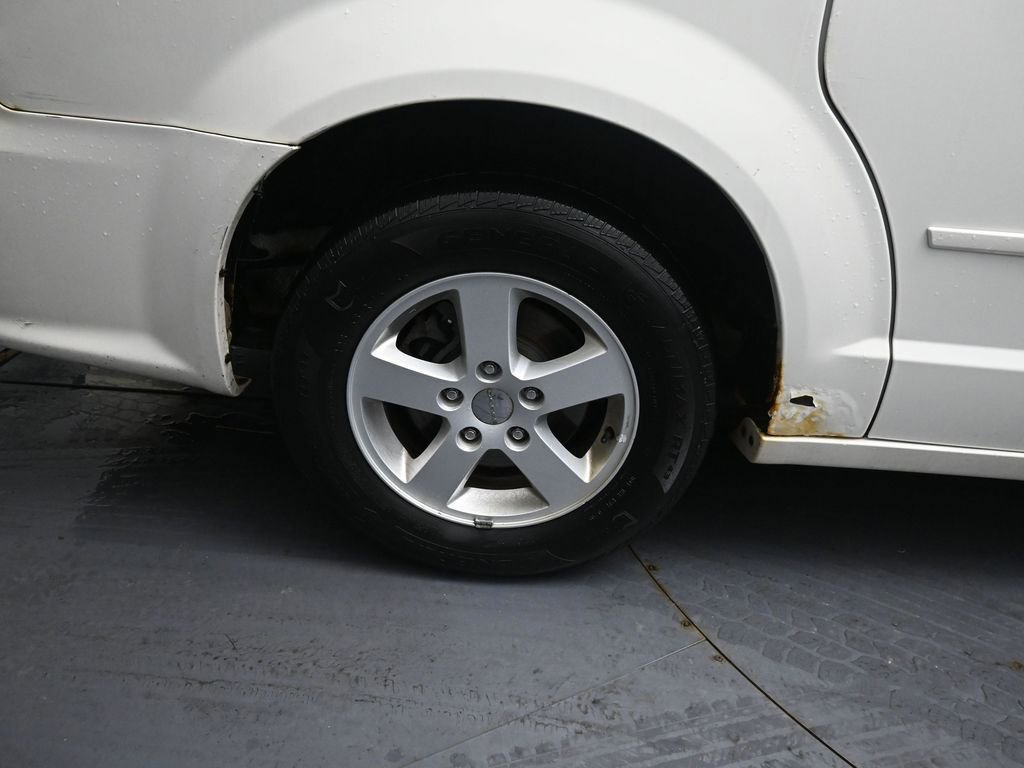 Used 2013 Dodge Grand Caravan SXT image 15