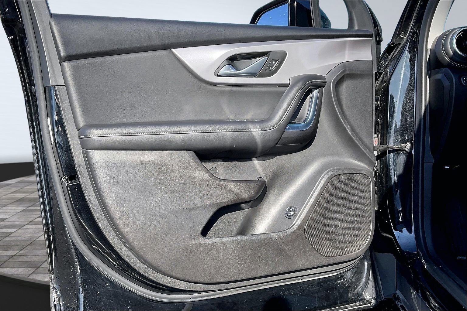 Used 2024 Chevrolet Blazer LT w/ Convenience Package image 16