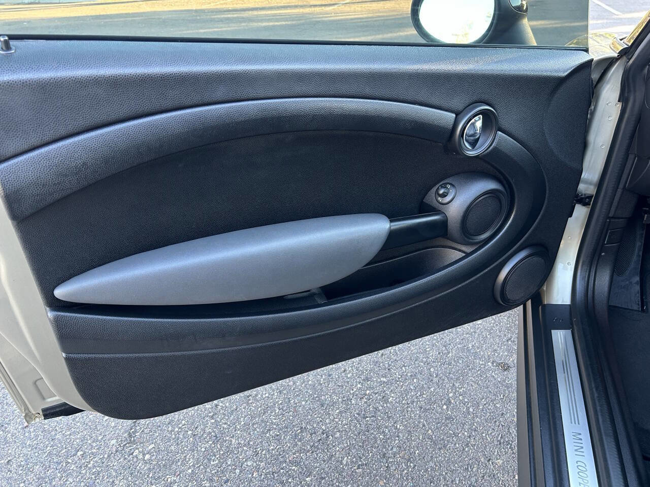 Used 2009 MINI Cooper Clubman Hardtop image 37