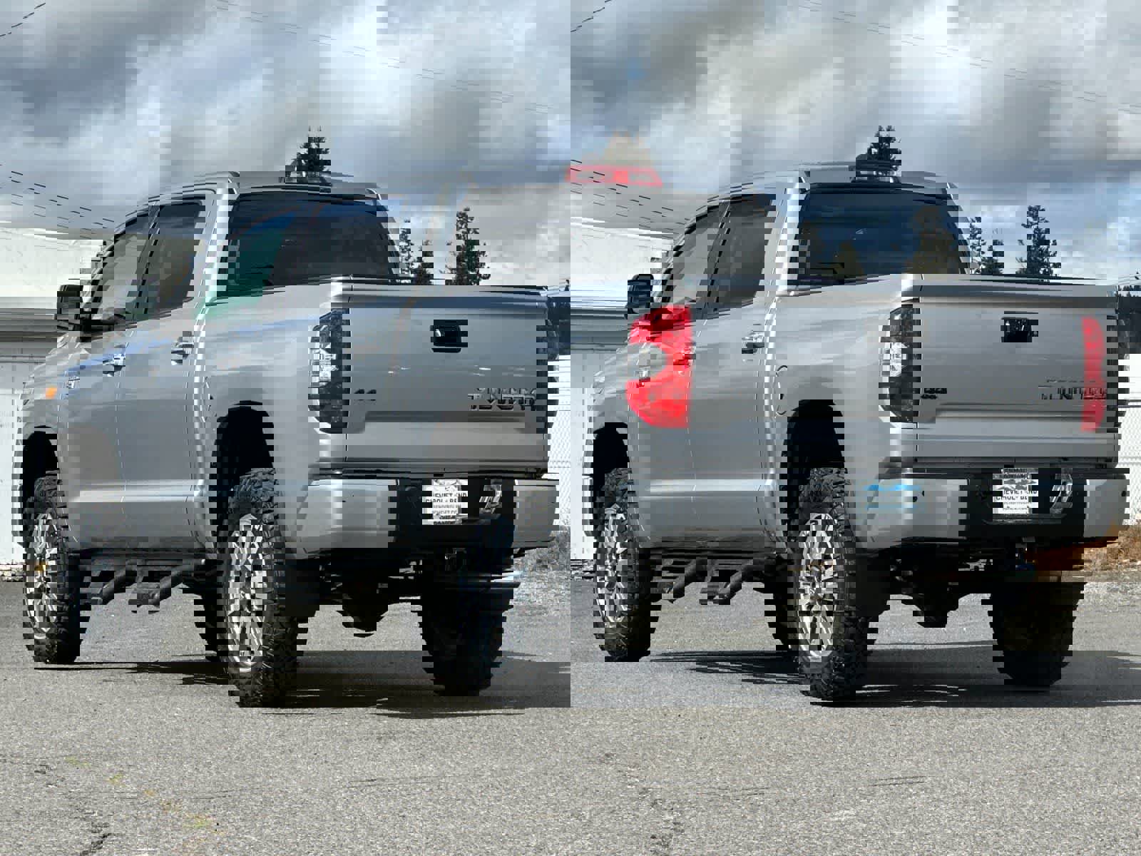 Used 2020 Toyota Tundra Platinum image 6