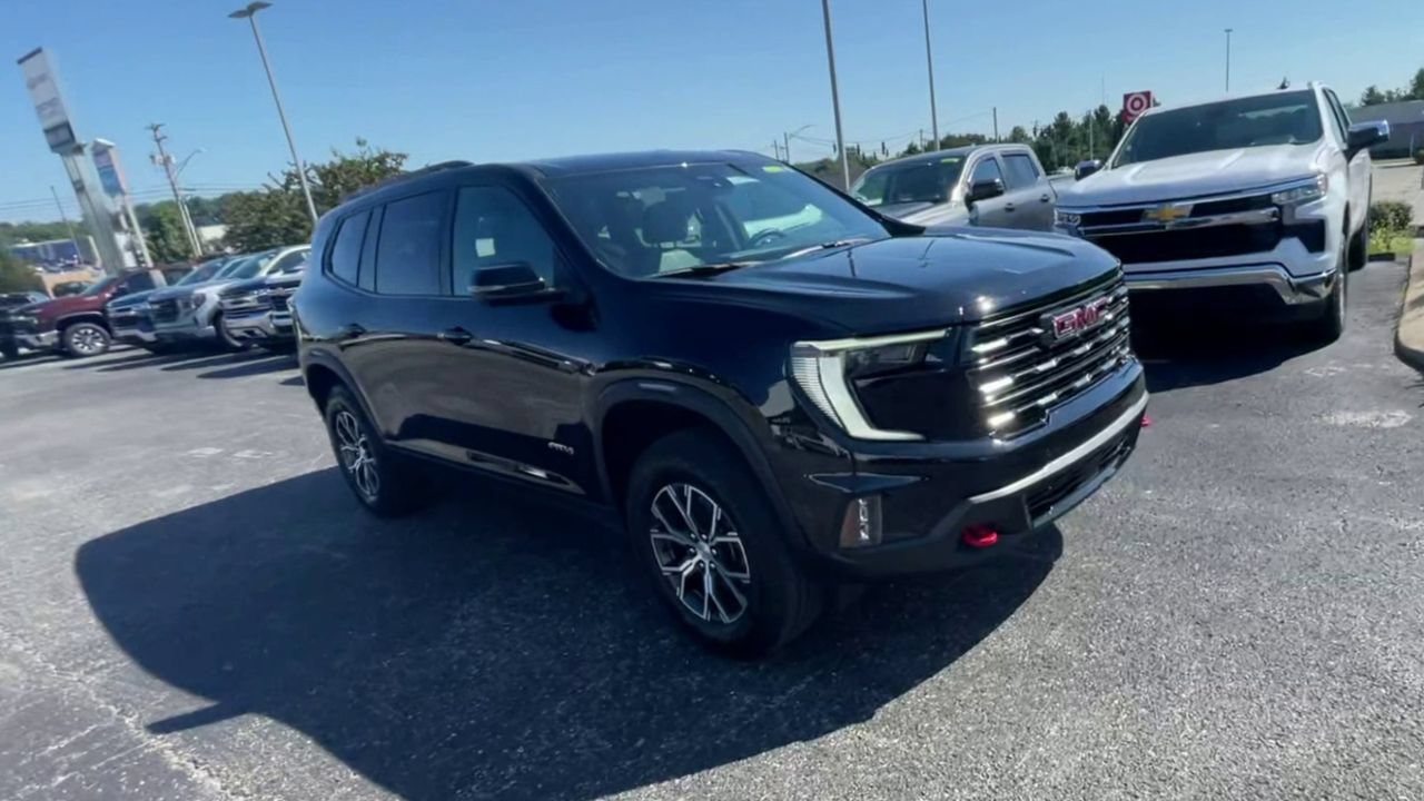 Certified 2026 GMC Acadia AT4 w/ Super Cruise Package AWD/4WD image 3
