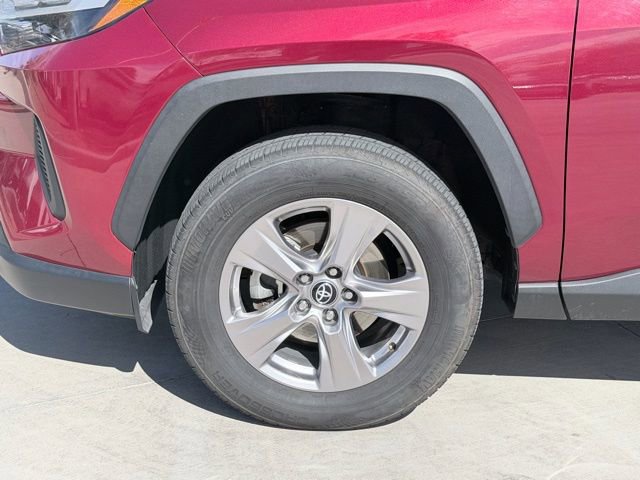 Used 2023 Toyota RAV4 XLE image 33