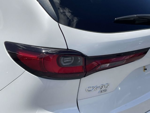 Used 2024 MAZDA CX-90 Plug-In Hybrid w/ Premium Plus AWD/4WD image 8