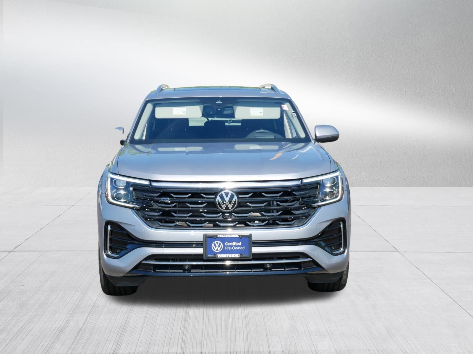 Certified 2025 Volkswagen Atlas SEL Premium R-Line AWD/4WD image 2