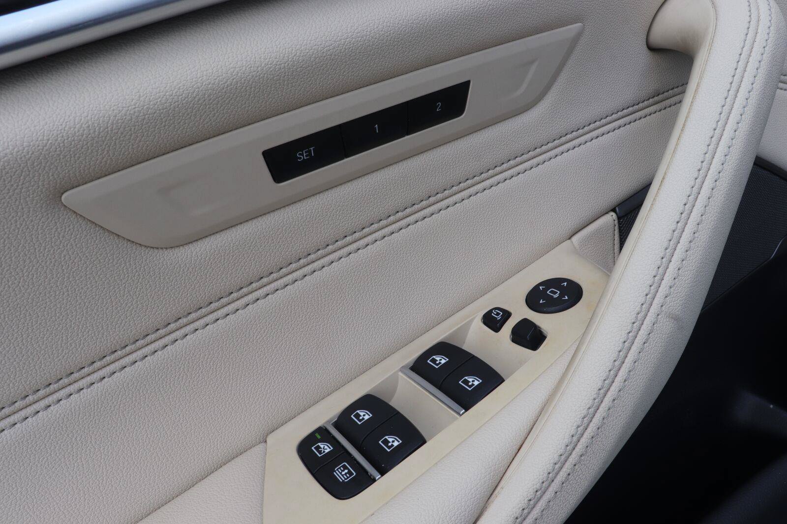 Used 2023 BMW 540i w/ Premium Package RWD image 22