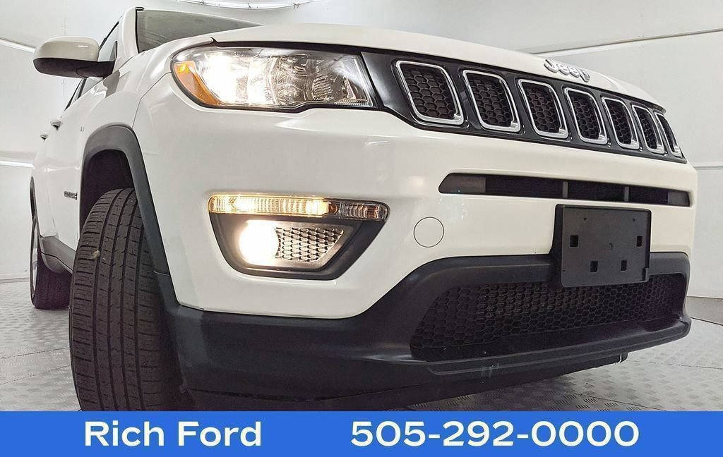 Used 2021 Jeep Compass Latitude w/ Convenience Group AWD/4WD image 31