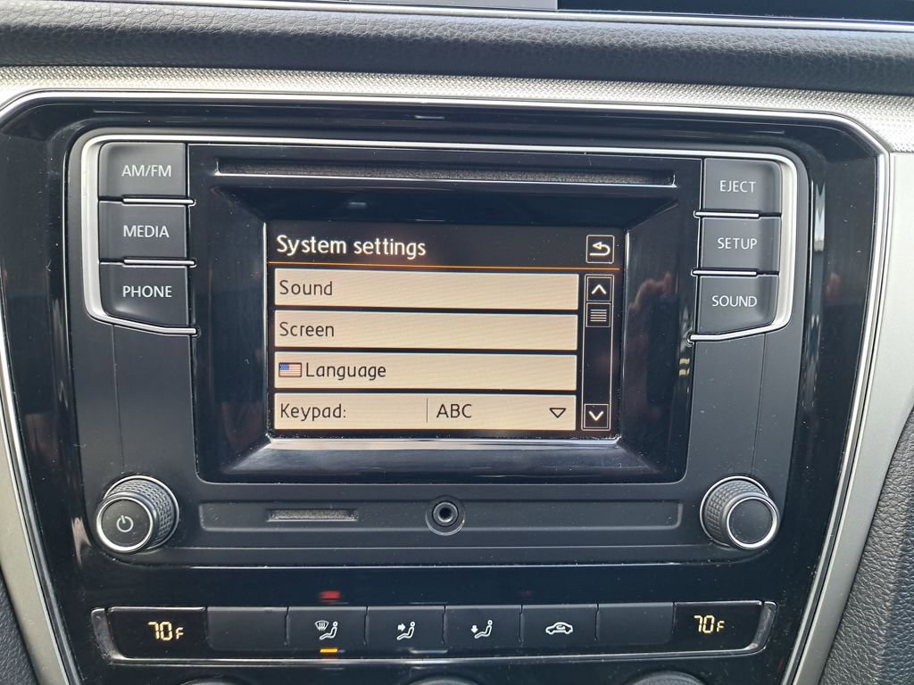 Used 2016 Volkswagen Passat 1.8T S image 21
