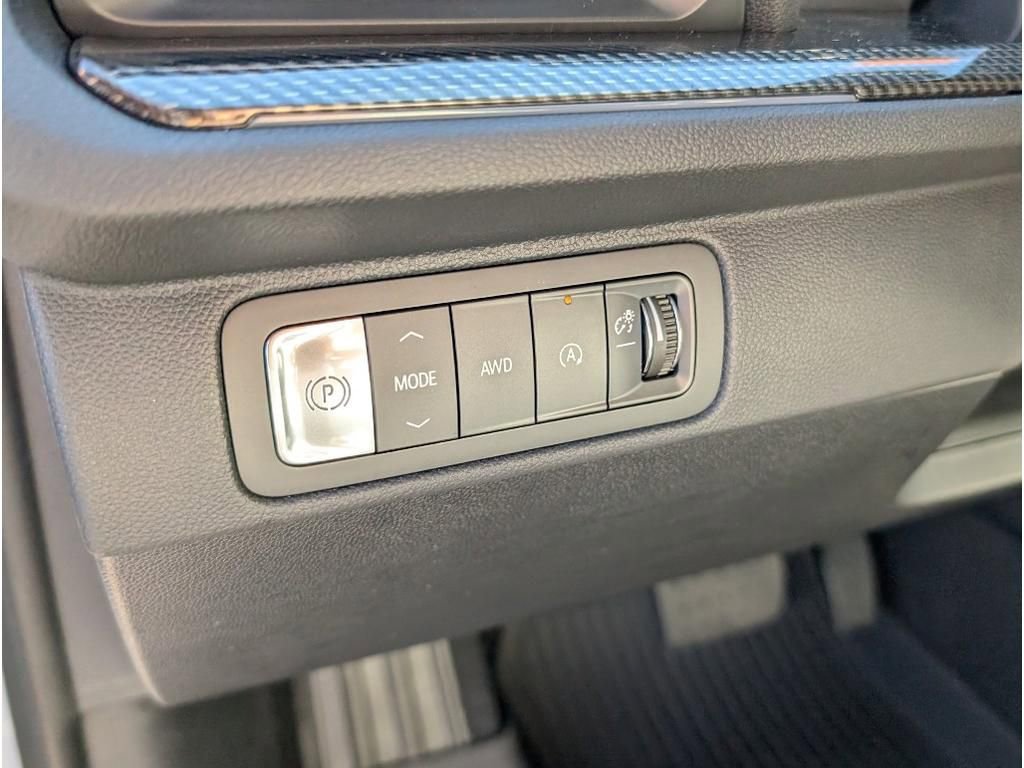 New 2026 Chevrolet Traverse High Country w/ LPO, Floor Liner Package image 16