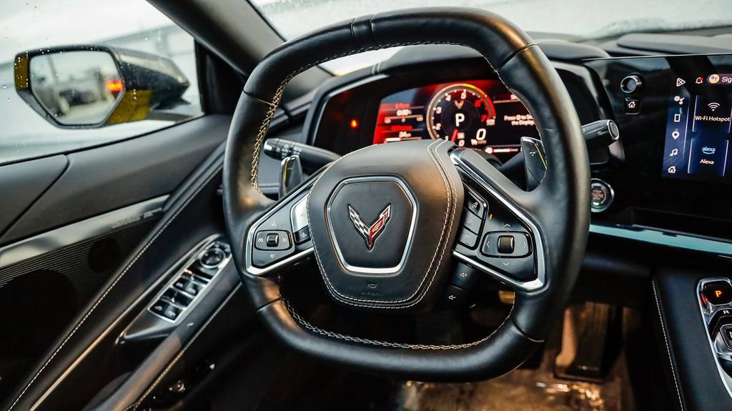 Used 2025 Chevrolet Corvette Stingray Preferred Conv w/ Stealth Interior Trim Package image 18