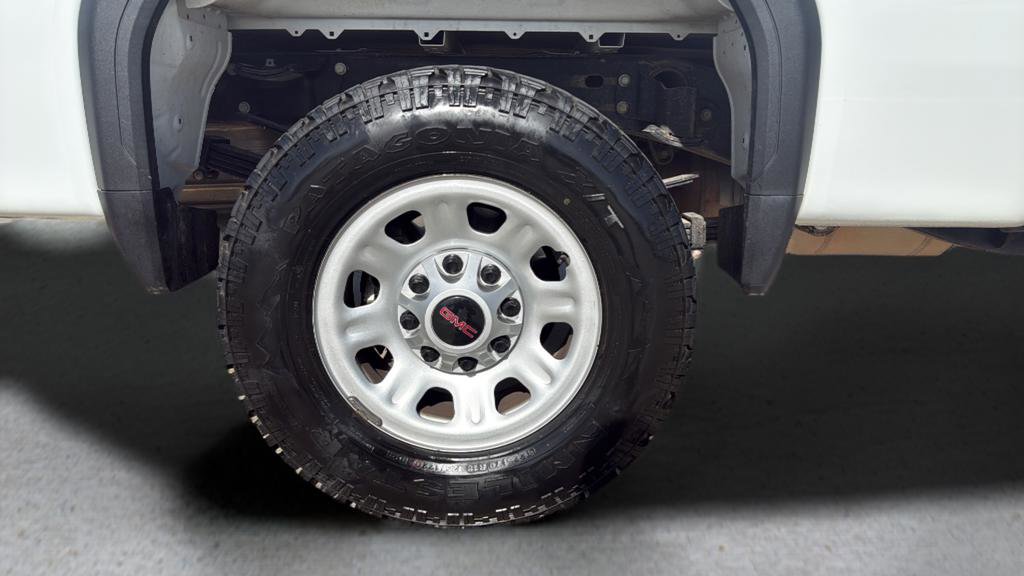 Used 2024 GMC Sierra 3500 Pro w/ Convenience Package AWD/4WD image 13