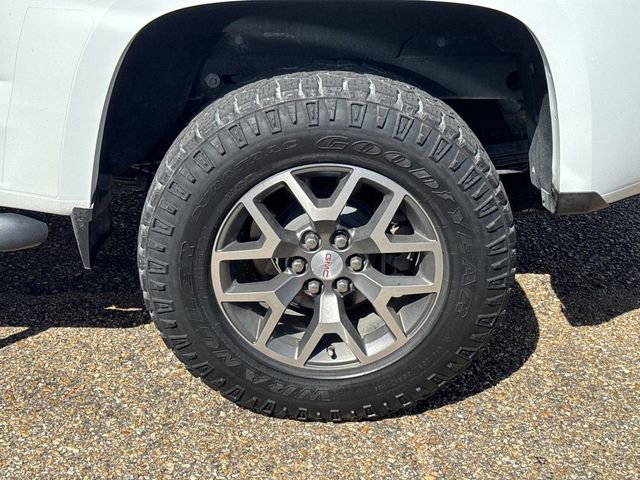 Used 2021 GMC Canyon AT4 w/ Driver Alert Package image 5