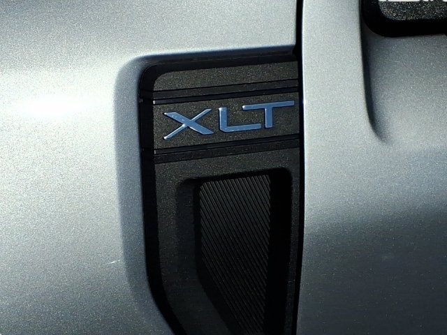 Used 2024 Ford Maverick XLT FWD image 7