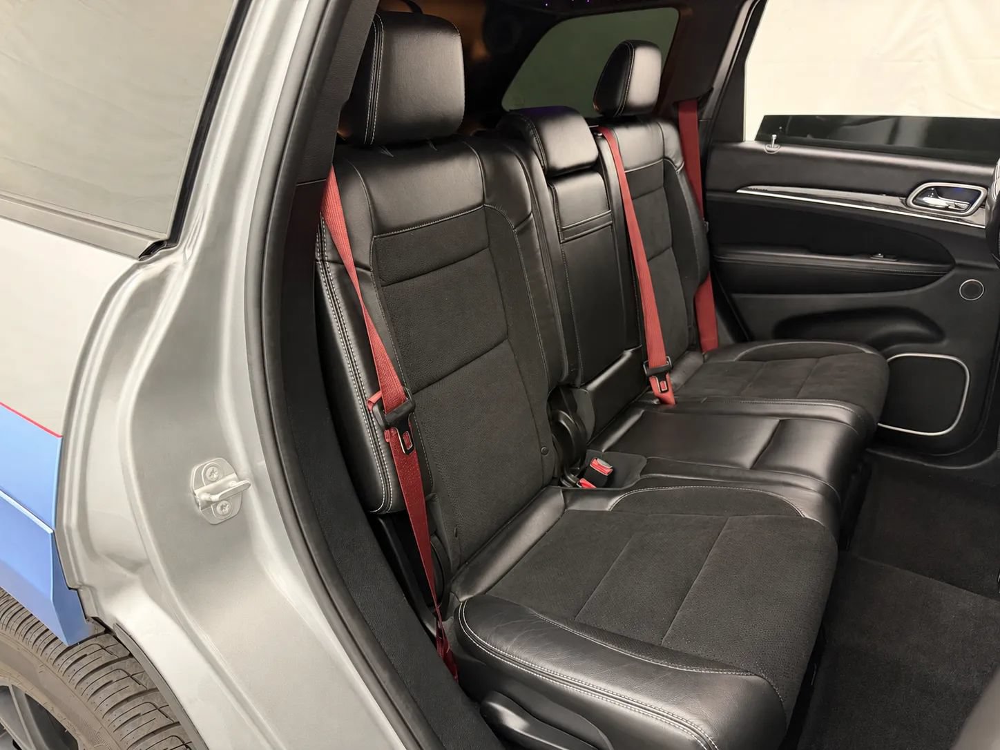 Used 2018 Jeep Grand Cherokee SRT AWD/4WD image 48